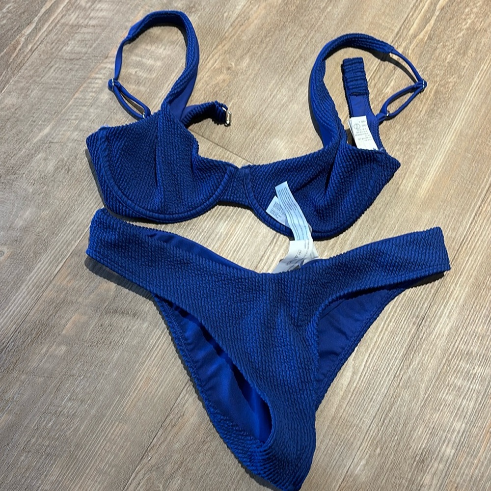 Abercrombie underwire Bikini in blue
